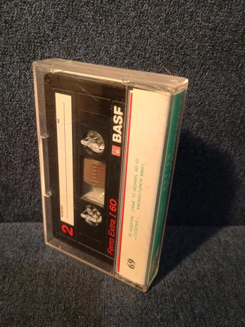 GRUBCIO 69 - składanka gier Commodore 64 GRUBCIO 69 - składanka gier Commodore 64
